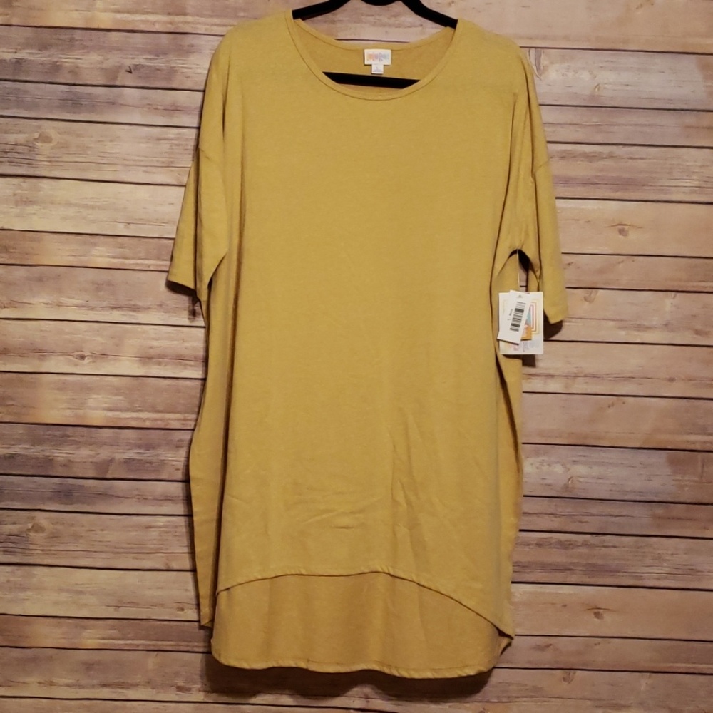 Lularoe Irma top